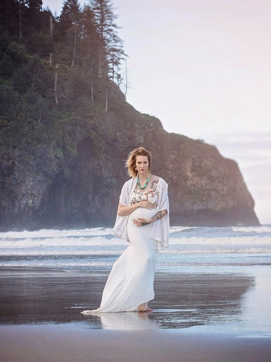 Source Unknown Dresses & Skirts - White Maternity Photoshoot Maxi Dress with Floral Bodice